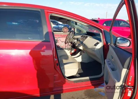 2012 Toyota Prius V Five z USA, uszkodzony, nr VIN JTDZN3EU9C3154344